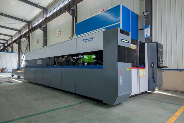 Intelligent laser cutting machine 3kw